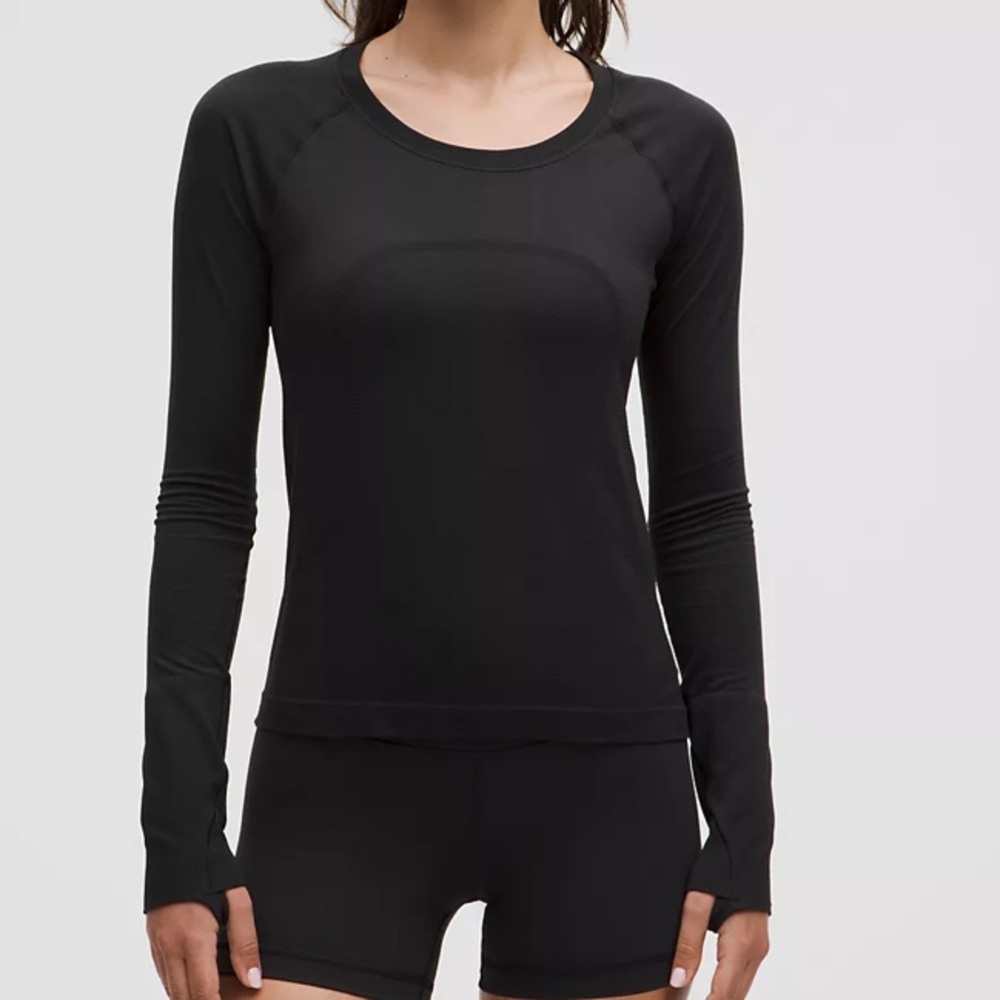 Lululemon Swiftly Top - light dusty purple